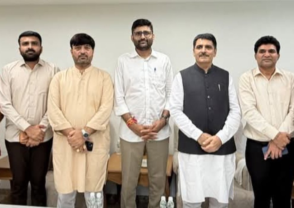 Congratulations 🎉🎉🎉 નવા વિચારો,નવી આશાઓ,નવી ઉમ્મીદો સાથેના નવા ધારાસભ્ય શ્રી ગોપાલભાઈ ઇટાલિયા

<a href="/AamAadmiParty/">AAP</a> <a href="/Gopal_Italia/">Gopal Italia</a>