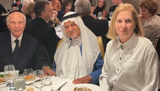 BritPalProject's tweet image. A must-read for anyone trying to make sense of Saudi-Israeli relations today, and their devastating cost for Palestinians.
britainpalestineproject.org/saudi-arabias-…
Published by @arabdigest
#IbnSaud #Nakba #MiddleEastPolitics