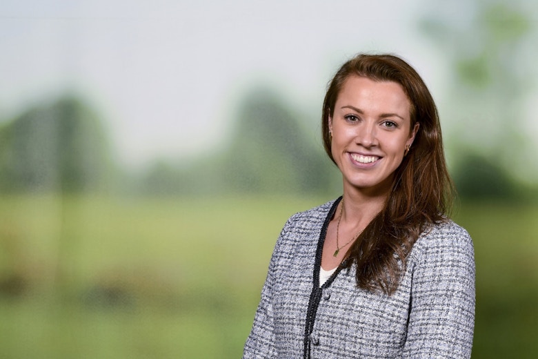 Savills strengthens country house department: Helen O’Riordan has joined the division to focus on the sale of prime property across the Home Counties. dlvr.it/TLxW0P