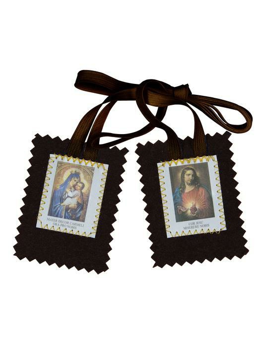 Cassandre_57's tweet image. Bonne fête de Notre-Dame du Mont-Carmel !
Porter son scapulaire sous les vêtements permet d'obtenir des grâces et des indulgences 🥰
La Sainte Vierge apparut à saint Simon Stock la nuit du 16 juillet, environnée d'anges et vêtue de l'habit du Carmel. Dans ses mains elle tenait…