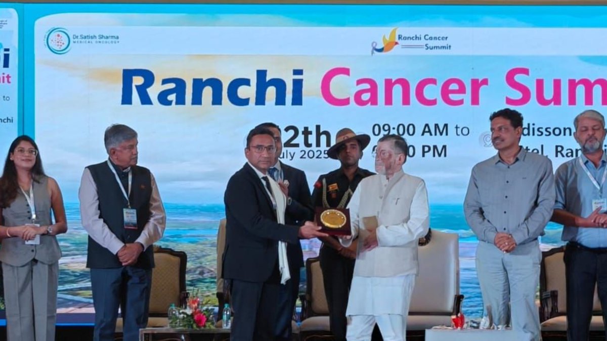 oncodaily's tweet photo. The First-of-its-Kind Cancer Summit on the Land of Jharkhand, Ranchi - Prashant Kumar

@PrashantK_PhD @DatarCancer @SewantiLimaye 

https://t.co/7NHMiNGU1R

#OncoDaily #Oncology #Cancer #Health #Medicine #CancerSummit2025 https://t.co/TRhwCb5ltk