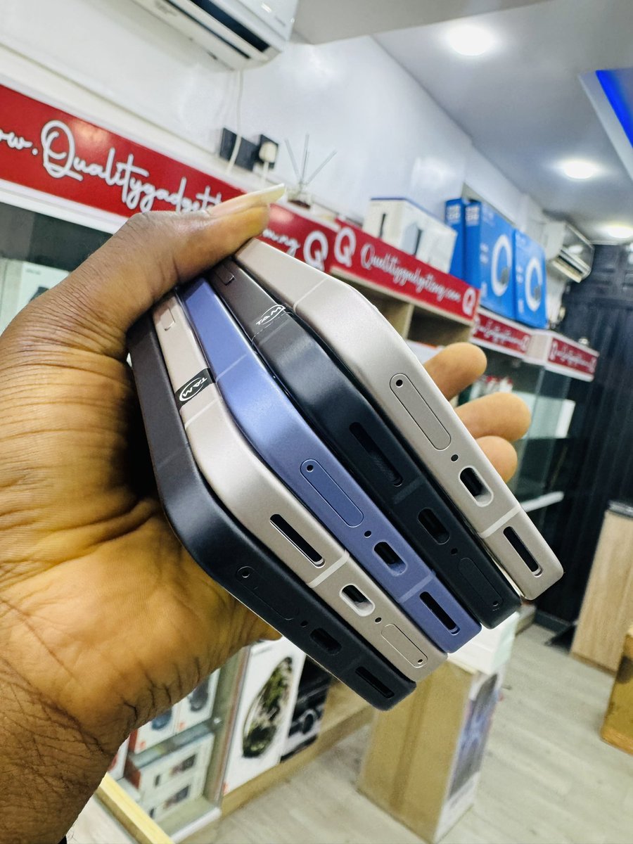 QualityGadgets_'s tweet image. Premium Used Google Pixel 9a 

128gb ₦670,000 | 256gb ₦720,000 

🛒 Send a DM or 

📞 08169698791 | 💬 08076460107