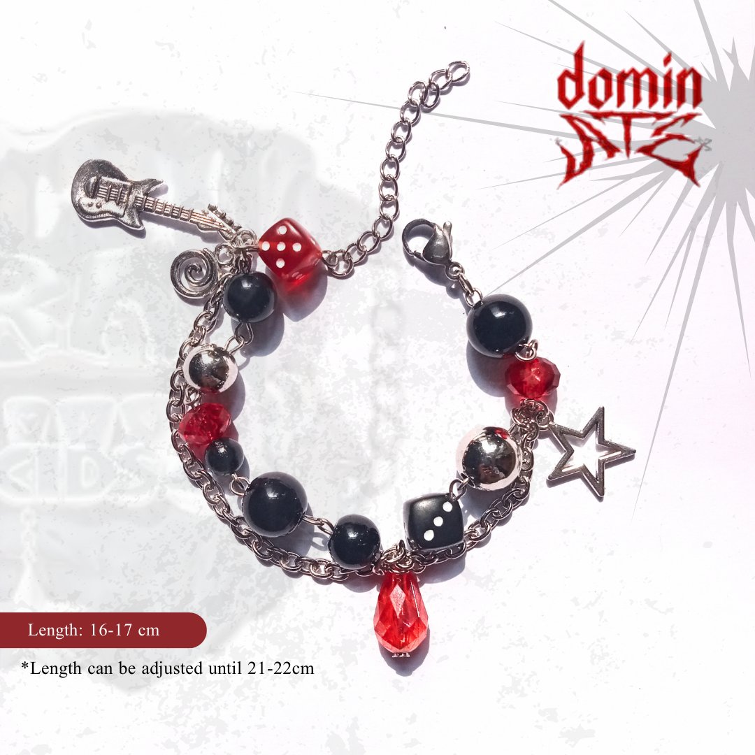 lceasacreamm's tweet photo. @belovedaccount Aku ada gelang manik lucu lucu kayak gini, cocok banget buat kadoin temen krna packingnya udh pakai kardus dan bahannya stainless (kecuali charmnya). Msih banyak lagi variasi lainnya, jgn lupa mampir yaa, link toko aku drop di reply😉🤍🤍 https://t.co/qUKJNtNmng