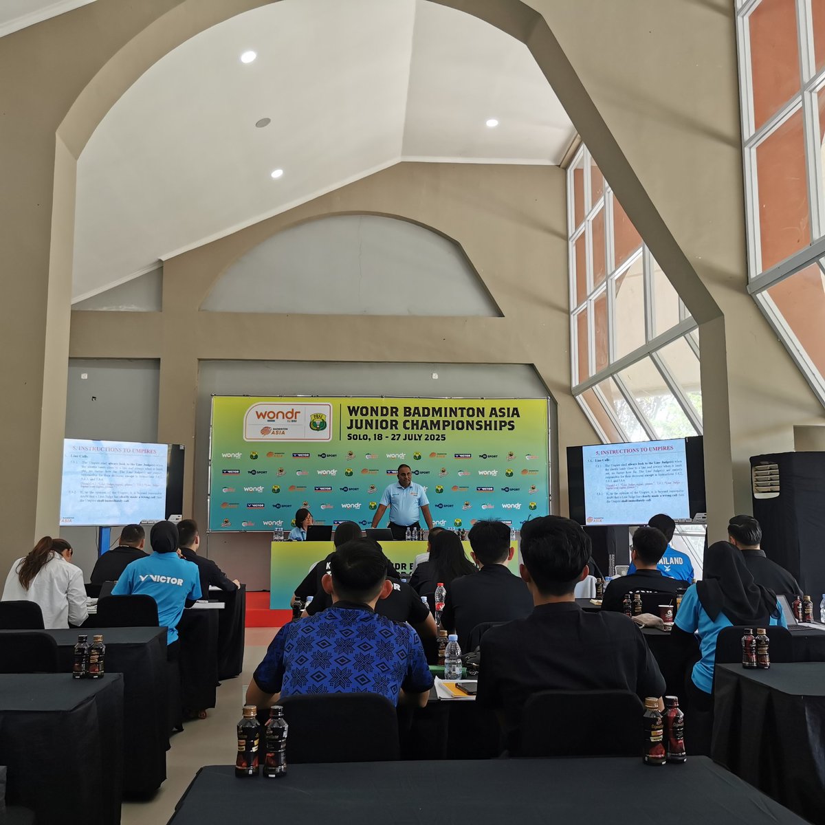 wschooi's tweet image. Badminton Asia Junior Championships 2025 - Solo, Indonesia. 

Preparations on the way, 2 more days before Day-1. 

First official programme - Technical Officials course with aspiring umpires in their quest to be an internationally qualified officials.
