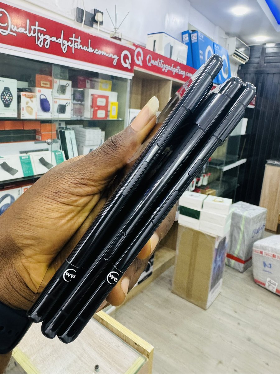 QualityGadgets_'s tweet image. Premium Used Google Pixel 7 Pro 

12gb RAM | 128gb ROM 

Price: ₦430,000 

🛒 Send a DM or 

📞 08169698791 | 💬 08076460107