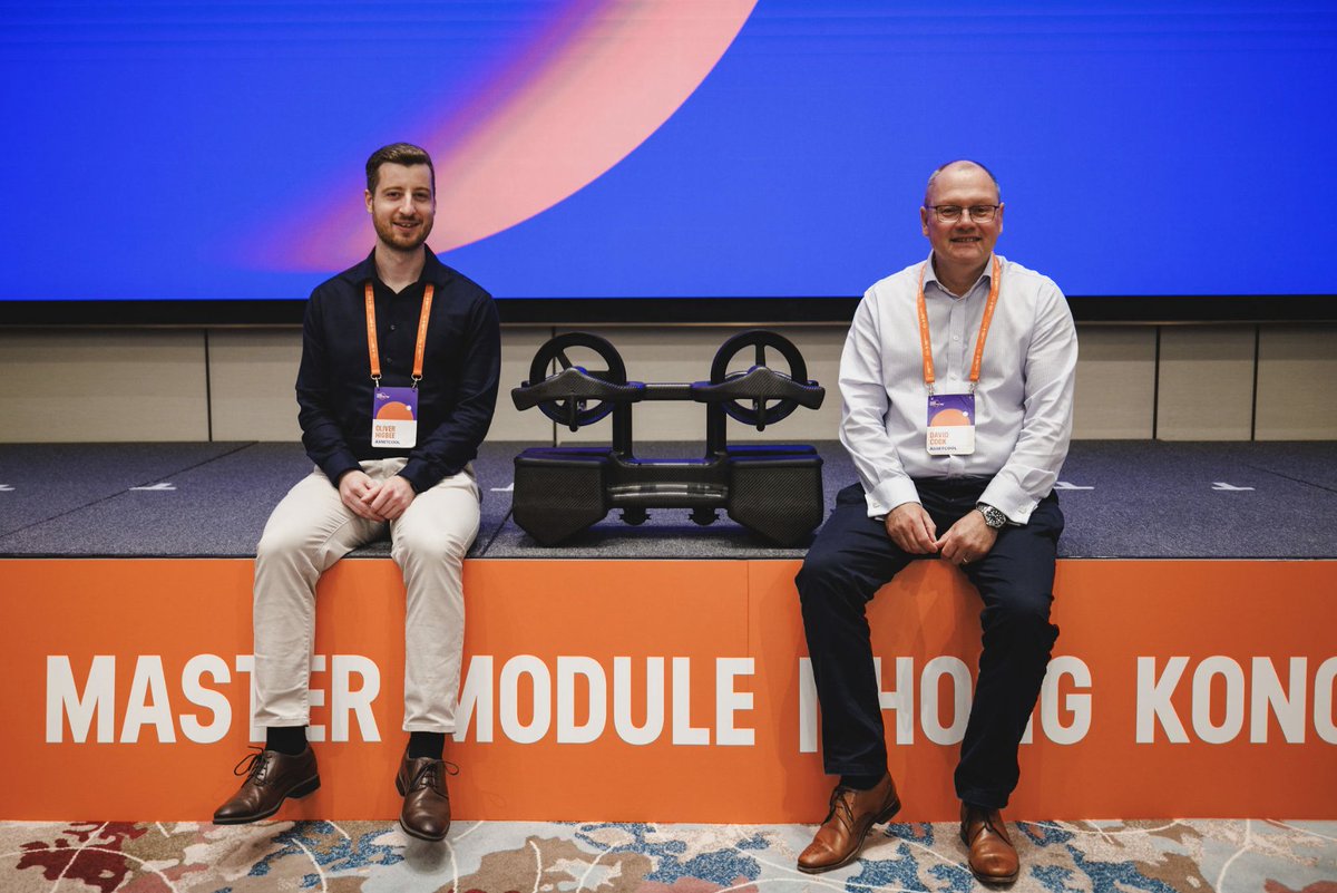 AssetCool tweet media