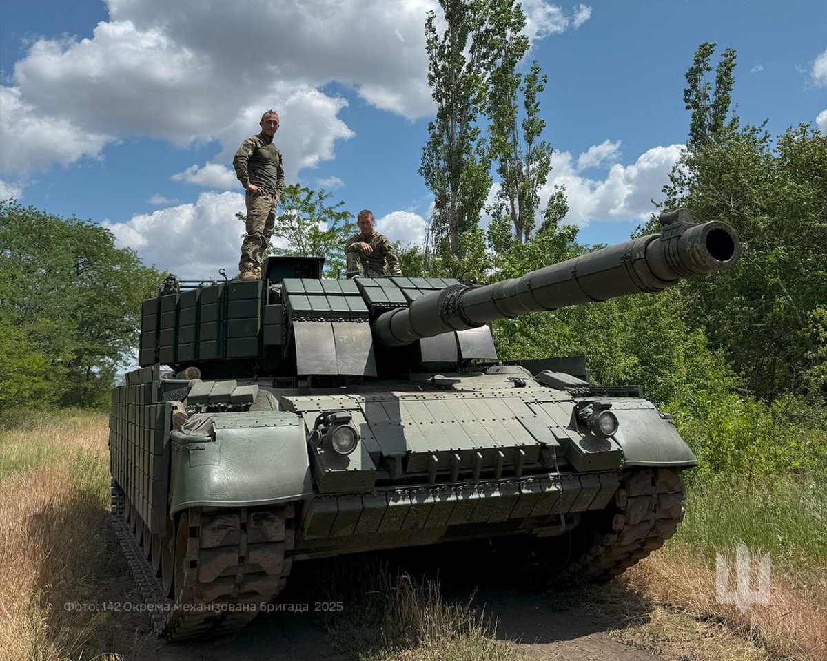 Good morning from 🇺🇦
We continue our fight!

📷: 142nd Mechanized Brigade