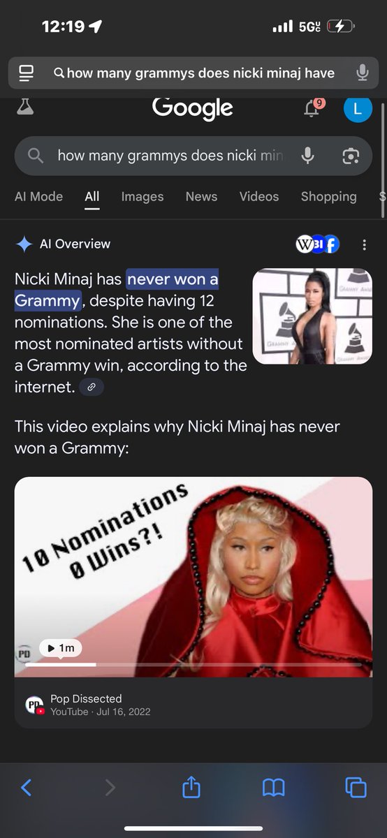 lunarmud's tweet photo. @NICKIMINAJ right…. https://t.co/L74OQ3meEH