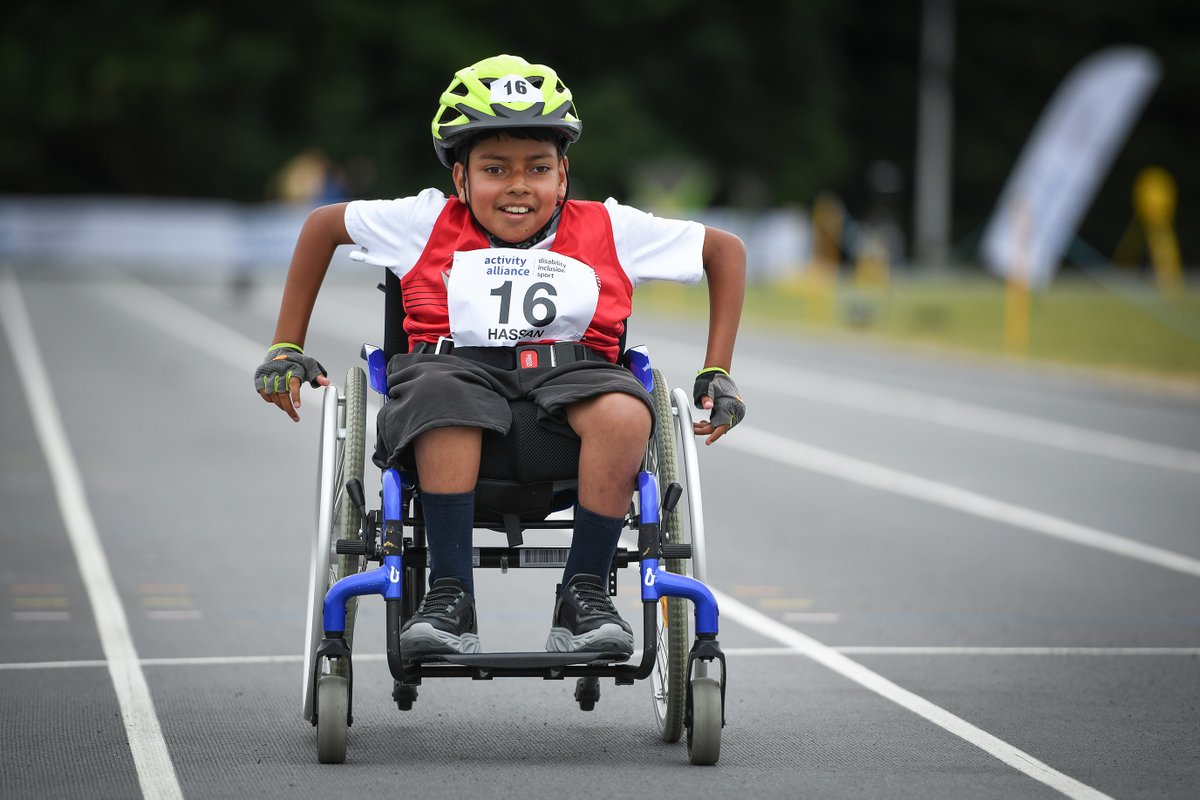 Richard Harris tweet media