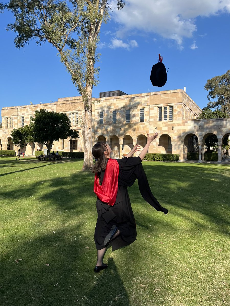 roxy_spl's tweet image. 今日卒業式だ！4年以上かかったけど、博士課程無事に終わった！
After over four years, I’m officially done with my PhD✨