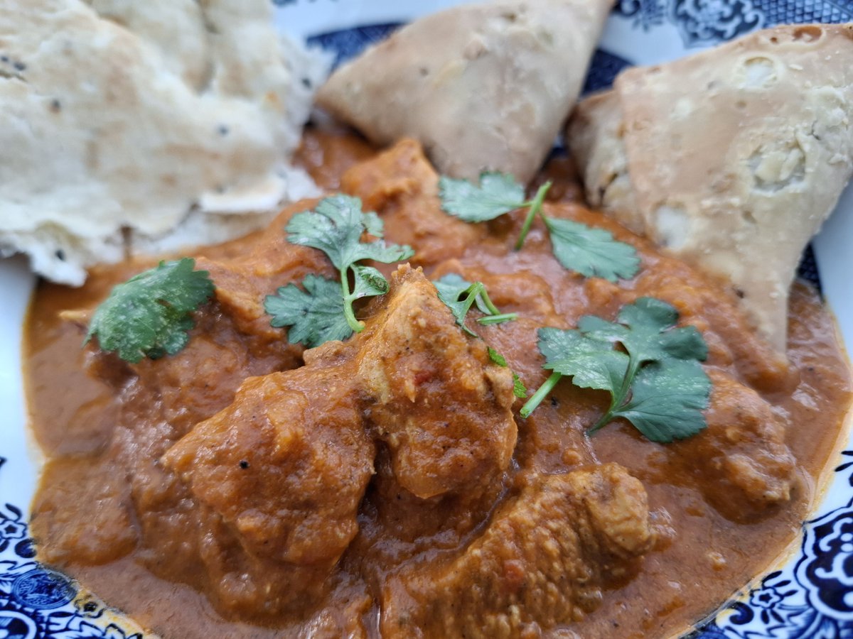 SafariKZNMark's tweet image. Cooking for one has meant there has been more to @Mowglistfood inspired Mondays. Its been an almost every other day. Maa's lamb chops on the mini bbq temple dahl, mother butter chicken & a first for me, treacle tamarind fries. Thanks as always to the books of @NishaKatona #Curry
