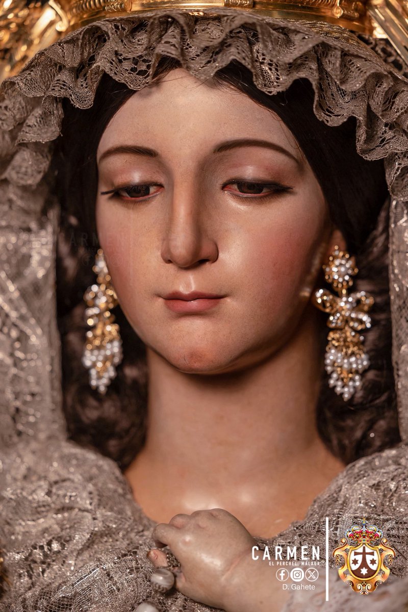 LA MÁS GUAPA VIVE EN EL PERCHEL.