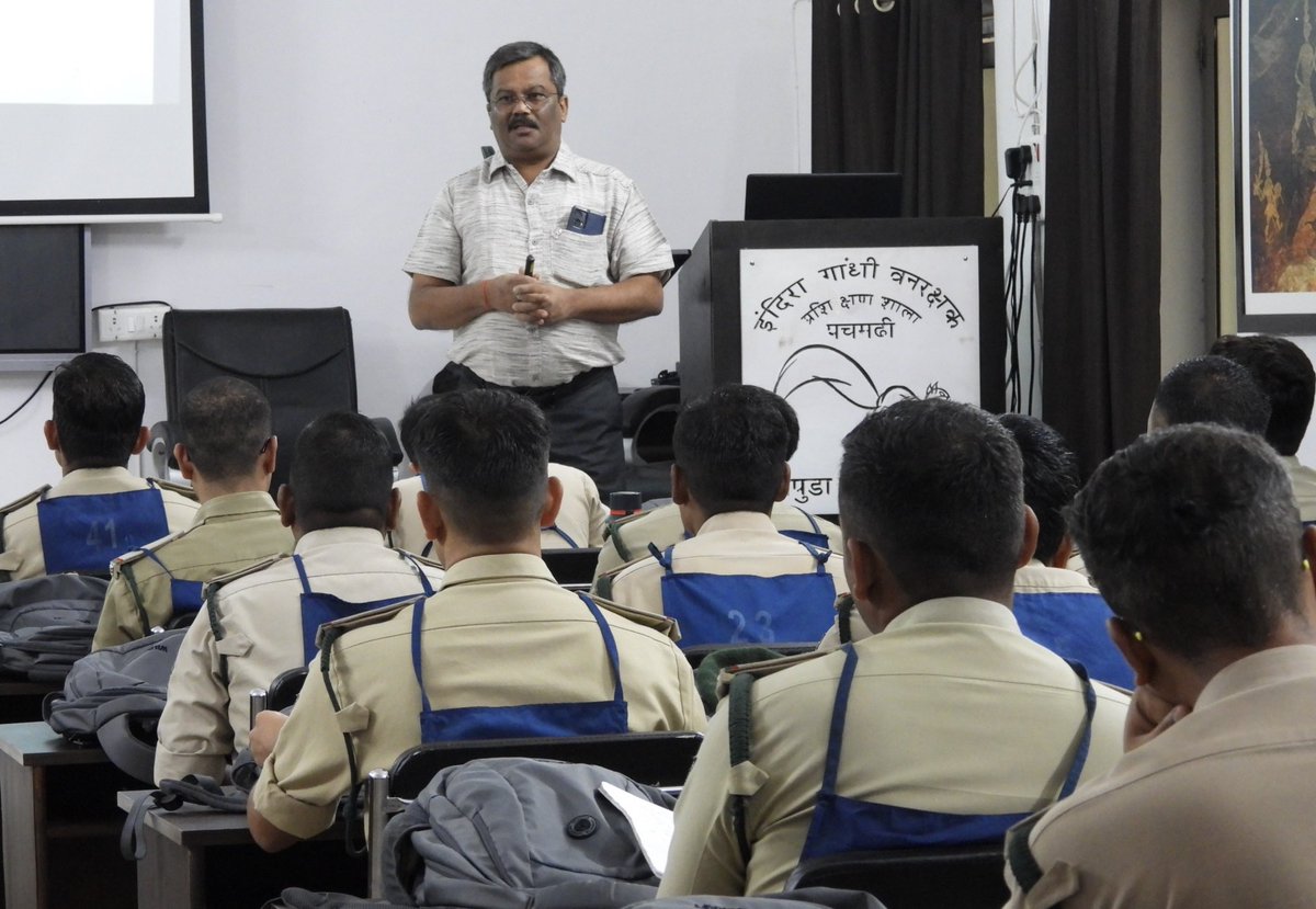 wti_org_india's tweet image. WTI, in collaboration with Indira Gandhi Forest Guard Training Institute, #Panchmarhi, conducted a three-day capacity building workshop for 48 trainee forest guards, earlier this month.
Thanks to the support of @minforestmp and The Serenity Trust.