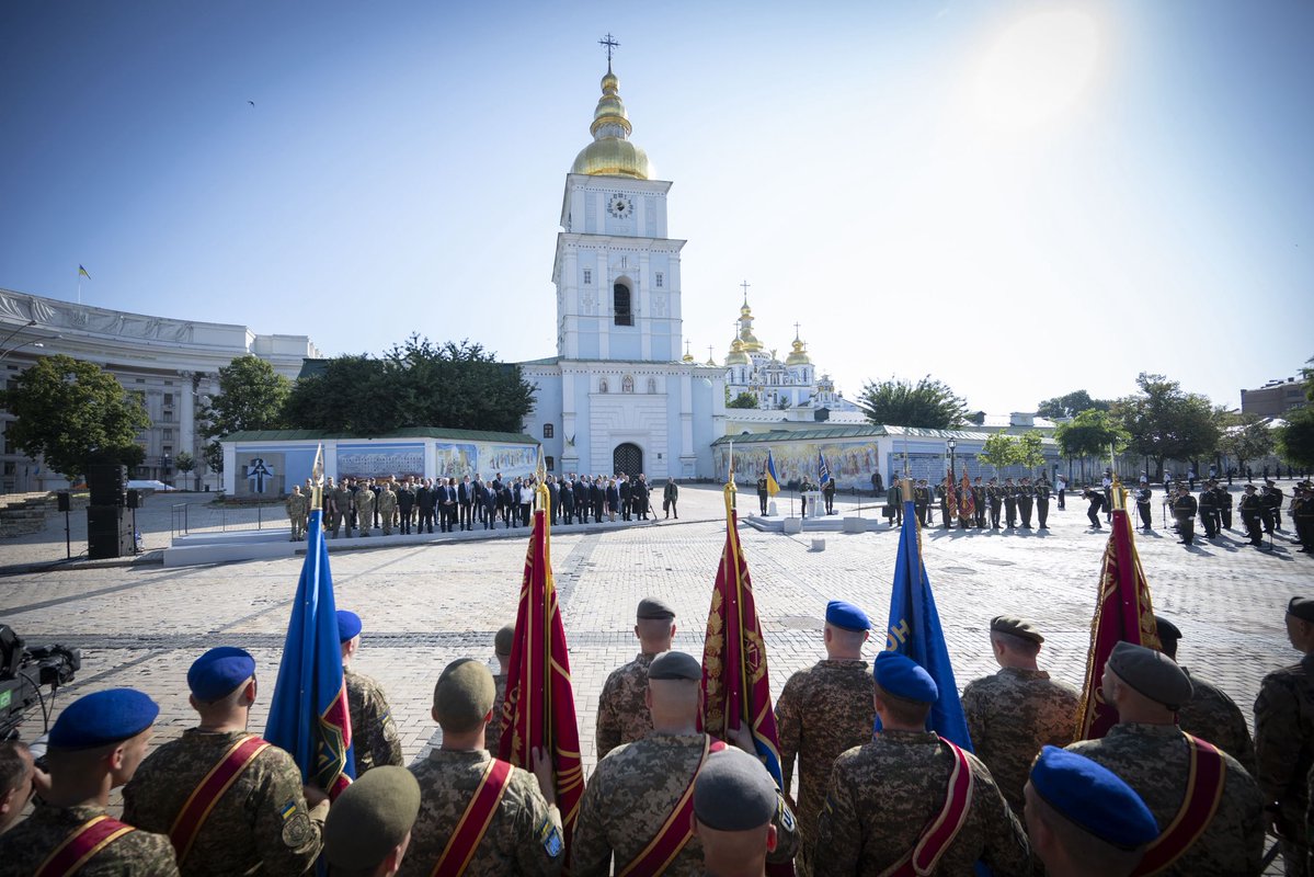 FinlandinUA's tweet image. 🇫🇮Chargé d’Affaires of Finland in 🇺🇦Merja Lahtinen joined President @ZelenskyyUa,diplomats & officials in honoring 🇺🇦 Statehood Day.
Finland reaffirms its steadfast support for Ukraine’s sovereignty,independence& European future. #StatehoodDay #StandWithUkraine
@Ulkoministerio