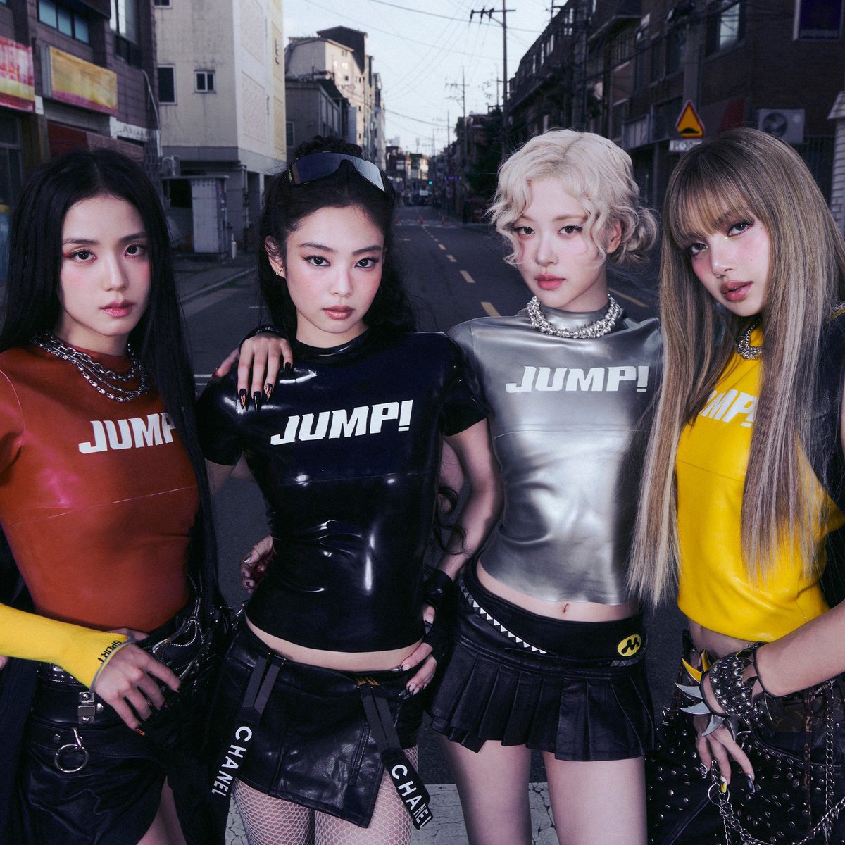 .<a href="/BLACKPINK/">BLACKPINKOFFICIAL</a>’s Top 10 Hits on Global Apple Music:

#3 Shut Down
#3 Sour Candy
#6 #JUMP (+4) *new-peak*  
#6 Pink Venom
#6 How You Like That
#8 Ice Cream