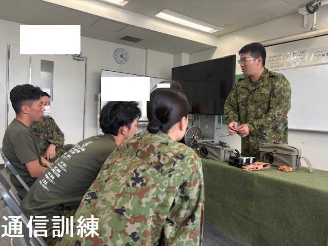1log_nerima's tweet image. #補給隊 のあみです!
補給隊は、小隊訓練を実施しました!
有事の際に、円滑に活動できるように、駐屯地内で日々練成しています!
陸曹自ら計画を立てて、小隊員に教育した科目もあり、教える難しさを実感しながら、隊員を指揮する能力向上もしています!
#自衛隊 #1後支