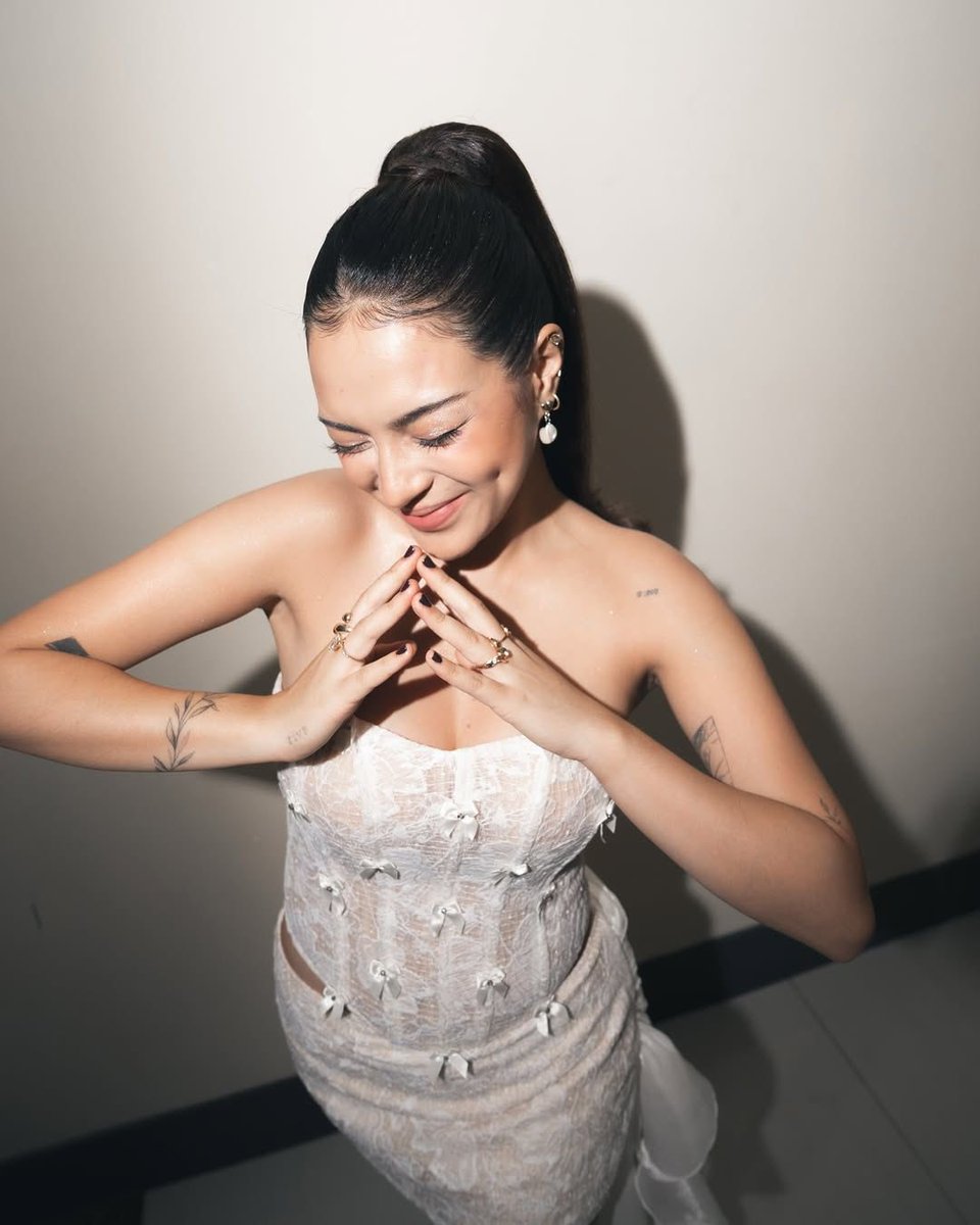 gmanetwork's tweet photo. Congratulations, Mika! 🎉

‘PBB Collab’ Kapuso Big Winner Mika Salamanca just hit a new milestone—11 million followers on TikTok! 🙌💫 

📸: Mika Salamanca | Sparkle

#MikaSalamanca #BreKa #PBBCollabWithGMA 1/3 https://t.co/qz1okmIUl4