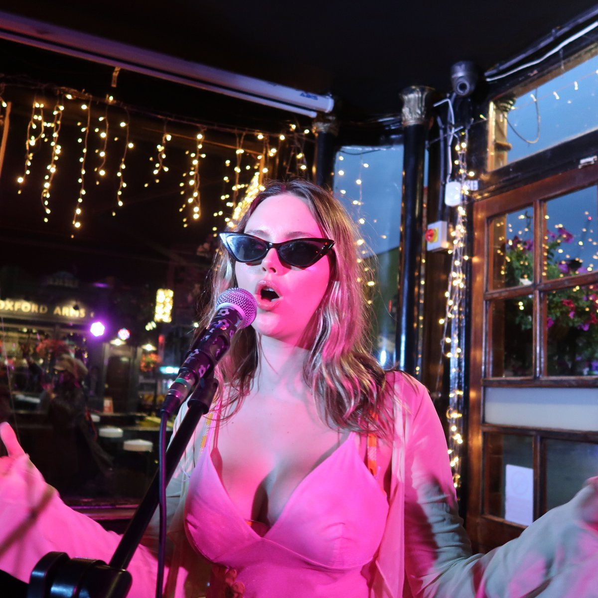 LA's Faerybabyy UK debut show at the Elephants Head, Camden last night