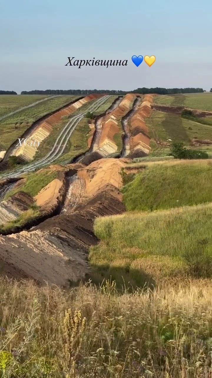 Gv9md-iXwAAxLb5?format=jpg&name=large