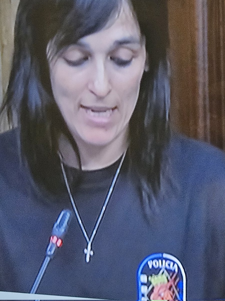 FrontRoger's tweet image. Amén i porres al parlament.