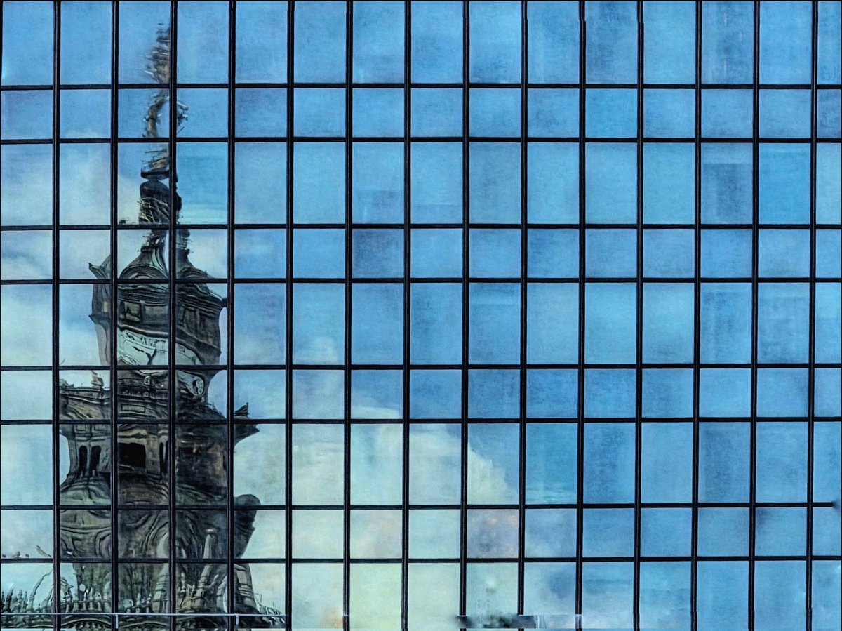 #GoodMorning &amp; have a superb #Wednesday 😊

"Perception is created and twisted so quickly." - Louis C. K.

#SongOfTheDay is 'Twisted'🎶
youtu.be/iXIZs70onKc?si…

#WednesdayWindow #WindowsOnWednesday