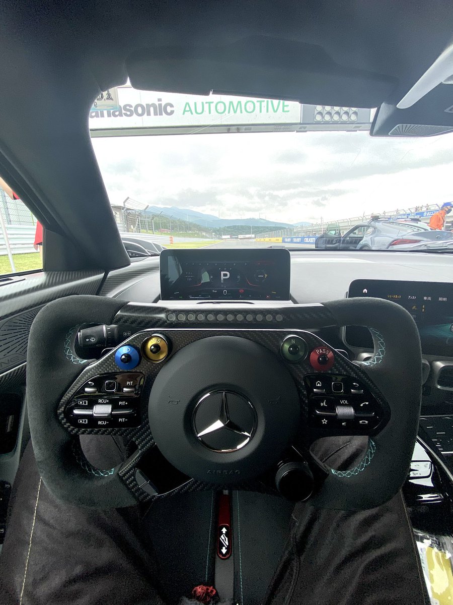 MitsuyamaShogo's tweet photo. AMG ONEをドライブさせて頂きました!
何もかもが凄かった!
#mercedesbenz #mercedes #amg #amgone #gtwcasia #japancup #f1 #adenaujapan https://t.co/hKdURHhlu4