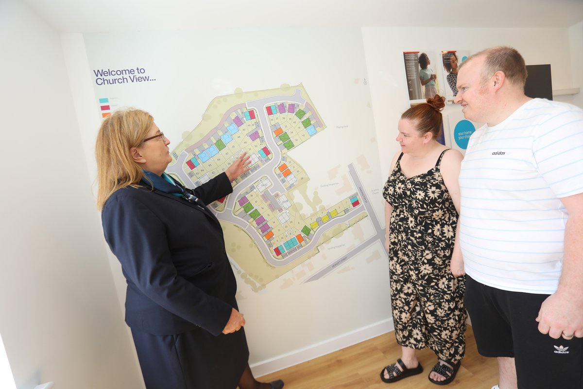 Our Church View development launch in Coppull was a huge success, with face painting, local artwork, and a visit from a very special guest!

Now open Thurs–Mon, 10:30–5:30, no appointment needed, come along and find out more.

millerhomes.co.uk/new-homes/nort…