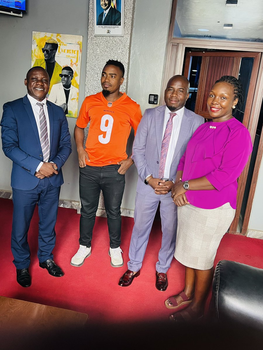 ZambaaliBulasio's tweet image. After years of speaking truth to power, I decided to become the power that speaks truth.” Thank u @babatvuganda for hosting me this morning #peoplepower #ProtestVoteUg2026 #ZambaaliForNansana