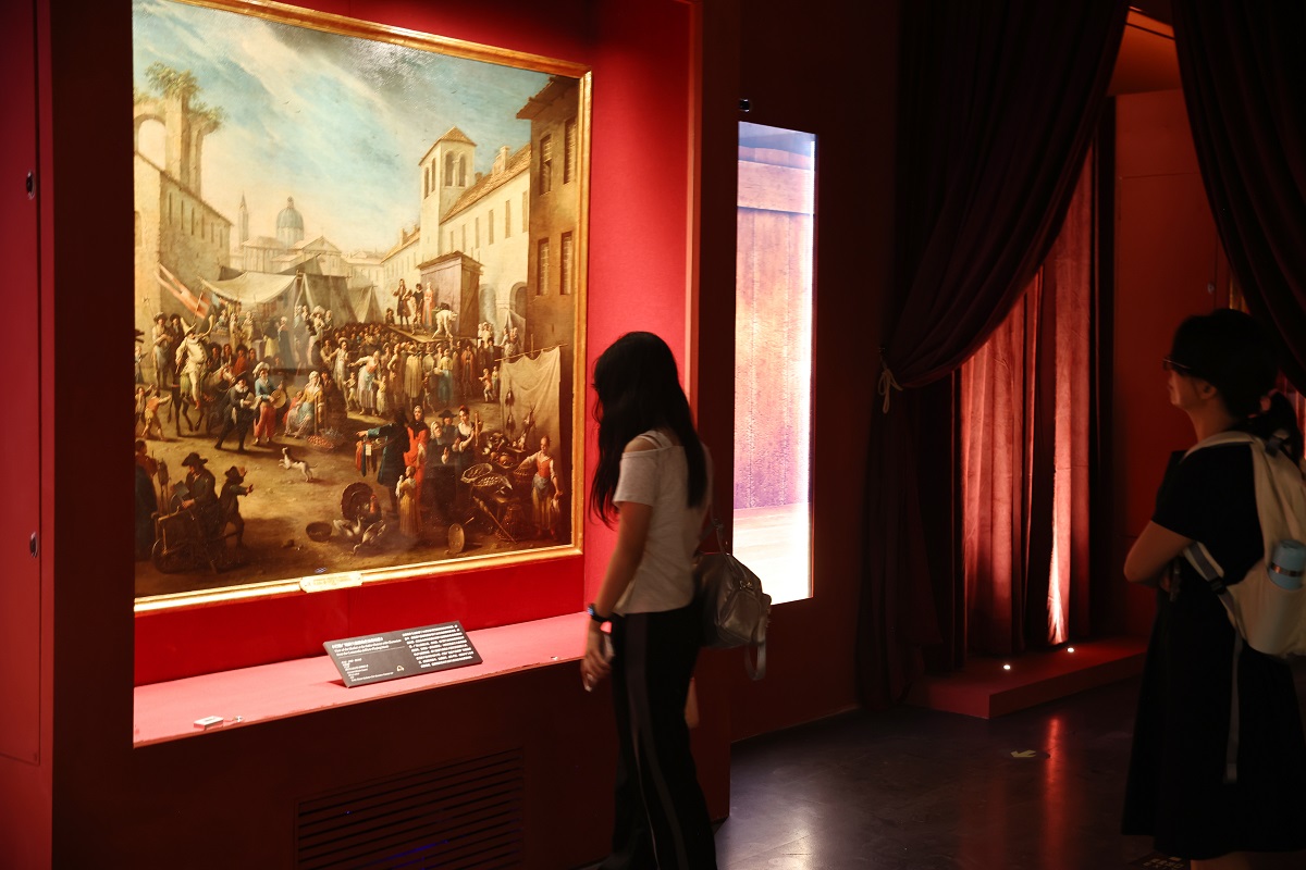 MuseumsChina's tweet image. #Guangdong Museum opened a special exhibition on Tuesday—Crown of Elegance, delving into the court life and art of the Italian Savoy Dynasty in the 18th century. 🥰 The enchanting "Chinoiserie" trend sweeping across Europe is also highlighted. A cultural feast awaits at this…