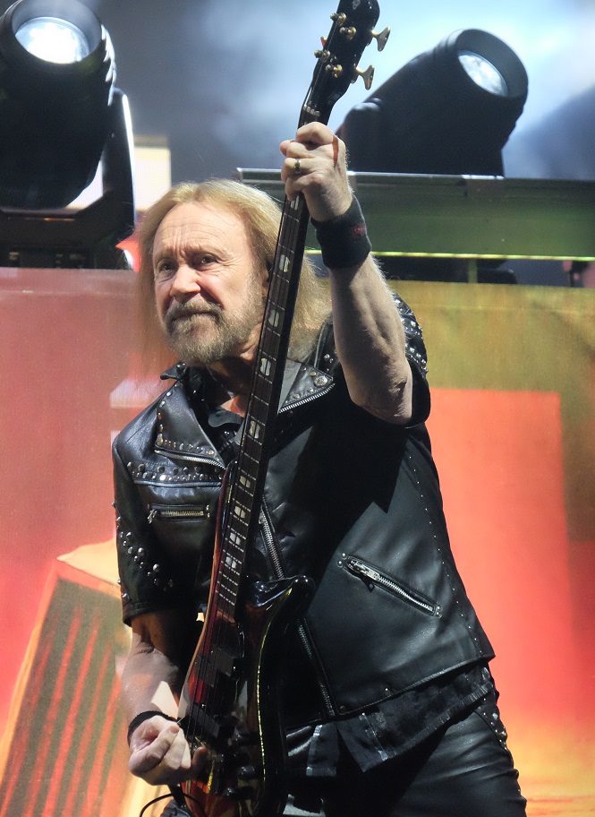 judaspriest's tweet image. SUNDAY 13TH JULY 2025 - OLYMPIAHALLE/MUNICH, GERMANY
Photos: Carlos Martin Schwab
Stage Clothes: @RayBrownFashion