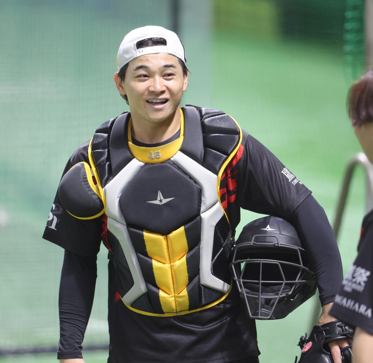 hochisbhawks's tweet image. 笑顔をみせる #大江竜聖 選手、#谷川原健太 選手、#藤井皓哉 選手
#sbhwaks #ソフトバンクホークス

スポーツ報知の野球情報hochi.news/npb/