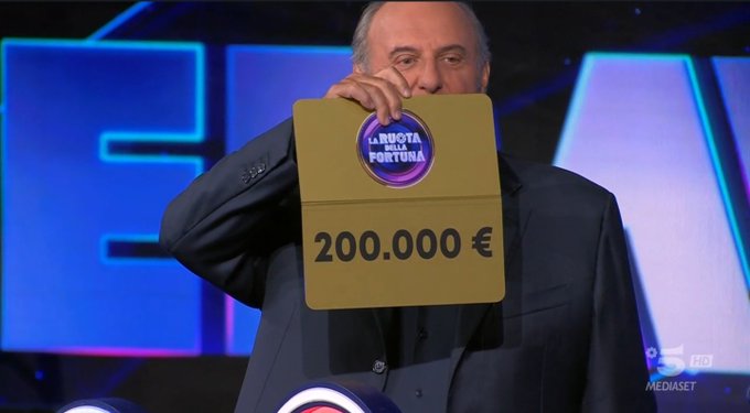 SHOCK

#LaRuotadellaFortuna conferma il boom di ascolti anche alla seconda:  22% con 3,4 milioni 

#ascoltitv