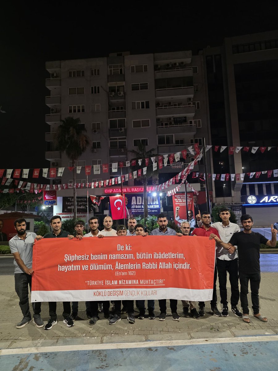 “De ki: Şüphesiz benim namazım, ibadetlerim, hayatım ve ölümüm, Âlemlerin Rabbi olan Allah içindir.” (En’âm 162)

Enam 162. Ayet Allah’a kulluğun, şeriatla hayat sürmenin ilanıdır!

#Enam162
#MukaddesatınıKoru