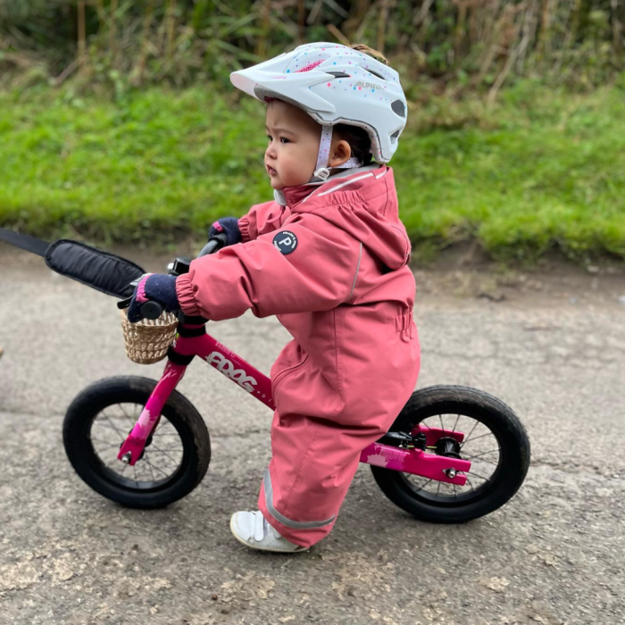 frogbikes's tweet image. 🚲 Say goodbye to stabilisers & hello to adventure with Tadpole #BalanceBikes! Perfect for riders aged 2–3 to help kids build confidence, coordination & balance, all while having fun! 🎉
👶 First bike? Make it a Tadpole: ow.ly/YQYv50Wp3LW
#FrogBikes #KidsBikes #FirstBike