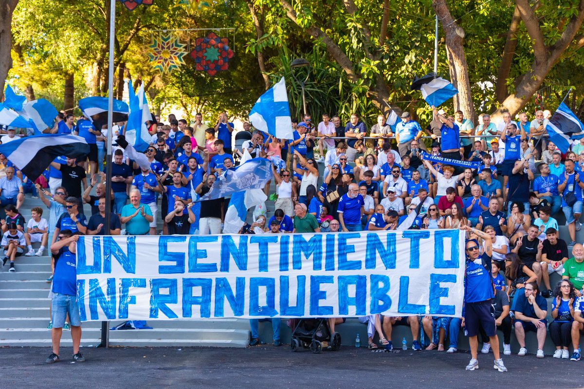 laligaandbeyond's tweet image. @SanFernandoCD have been administratively relegated from the fifth tier after their owners refused to register them. They have till Friday to register in the Andalucian league but again the owners won't do it.

Their owners are refusing to listen to offers or for the club and are…