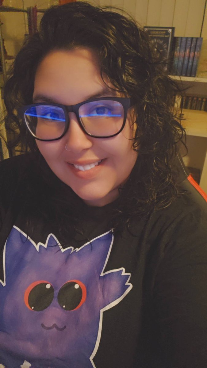 TheHelloSweetie's tweet image. ✨🥳Fresh out the shower to date and be chismosa with everything!🥳✨!throne !kofi #togetherforpride 
**LIVE NOW** 
twitch.tv/thehellosweetie