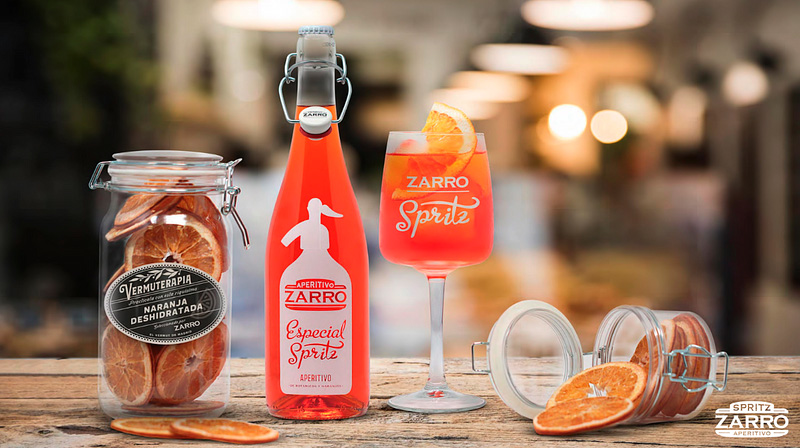 #Hostelería | Zarro Spritz, con sello madrileño, llega a las terrazas para refrescar los tardeos de verano

📰tinyurl.com/m2n2ts22

<a href="/vermutdemadrid/">Vermut Zarro</a> 
<a href="/ComunidadMadrid/">Comunidad de Madrid</a> 
<a href="/madrifood/">Clúster Agroalimentario de la Comunidad de Madrid</a> 
<a href="/CarlosNovilloPi/">Carlos Novillo Piris</a> 
<a href="/DgdeOteo/">Ángel de Oteo</a> 
<a href="/Romanmunozs/">Román Muñoz Sánchez</a>