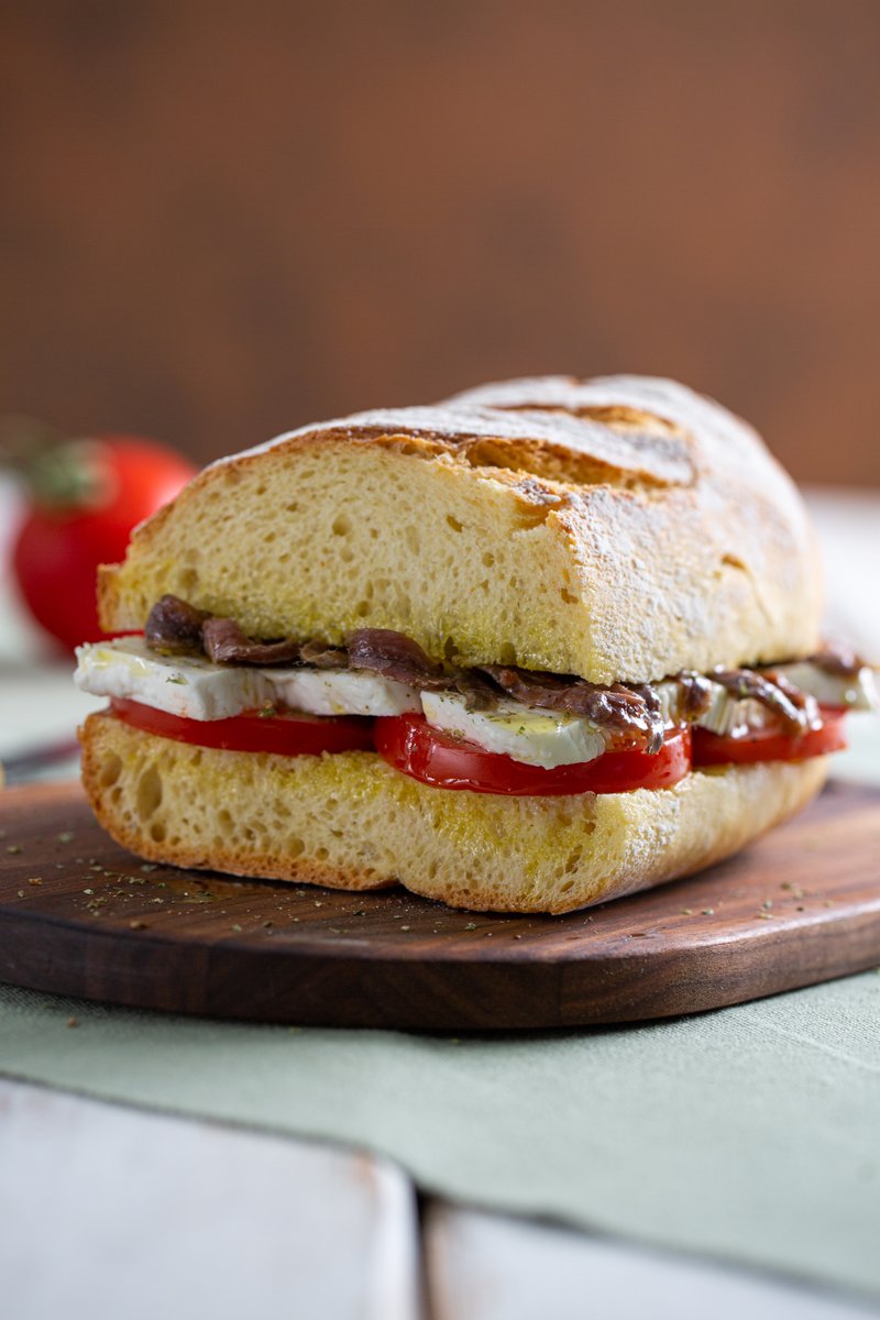 Solo due parole: PANE CUNZATO🥖
E il pranzo estivo è salvo😍