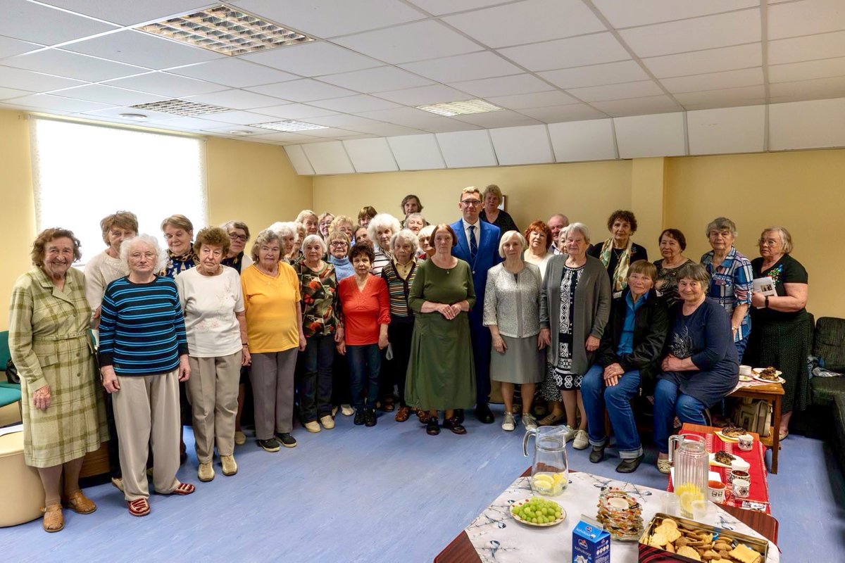 KristenMichalPM's tweet image. Teade pensionäridele. Keskerakond hirmutab mitmes kanalis inimesi, et vigase ja ülemäärase hinnatõusu avastamine Statistikaametis toob pensionite kärpe. Ei vasta tõele. Pensionite indekseerimine jääb samaks, nii nagu ka seadus ütleb. Isegi kui terve Keskpartei lollusi räägiks.…