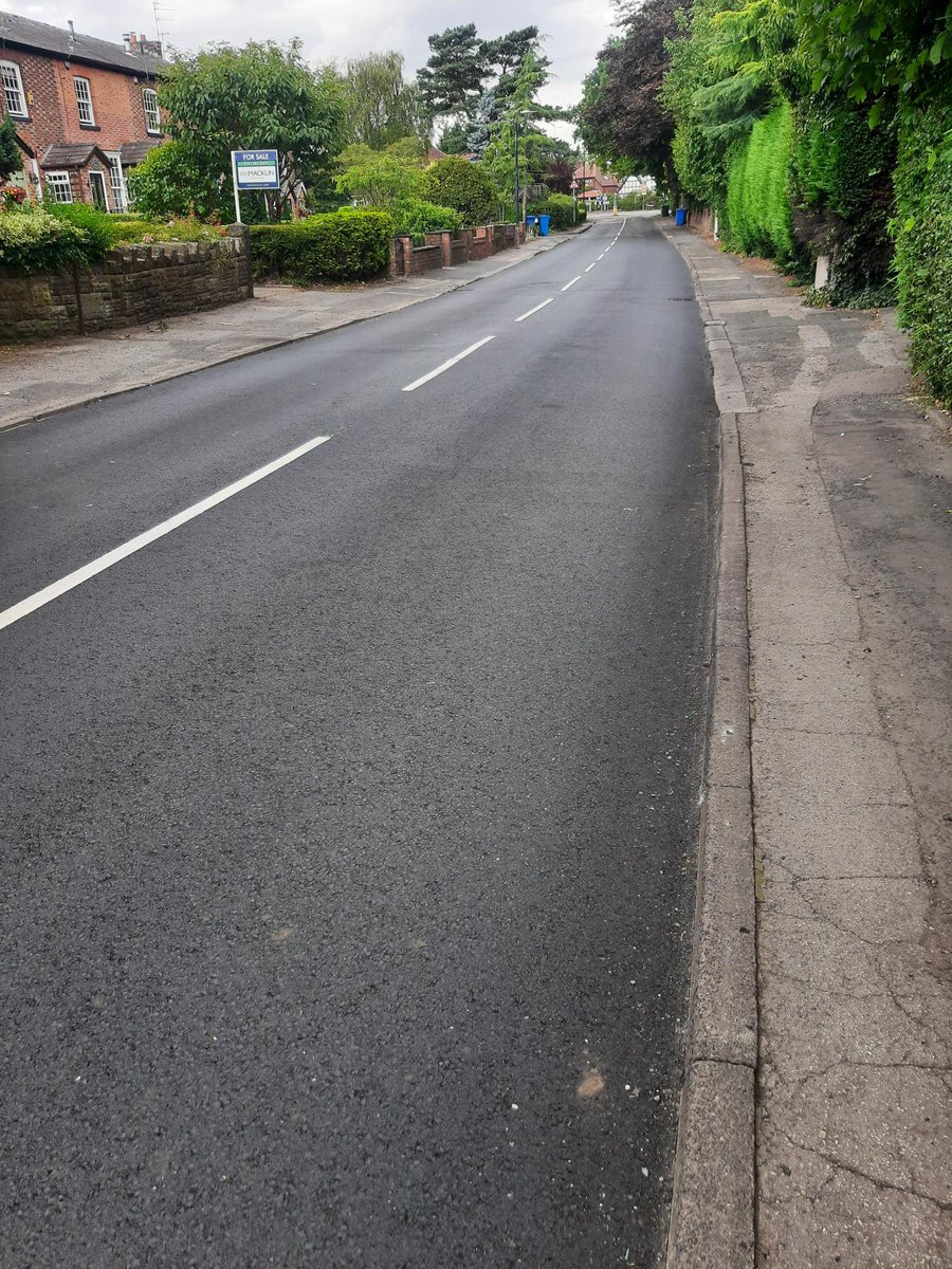 ✅ Completed: Resurfacing works on Clay Lane are now finished!

Thanks to residents for your patience during the works.

Part of our ongoing highways improvement programme to keep roads safer and smoother.

trafford.gov.uk/traffordroads
