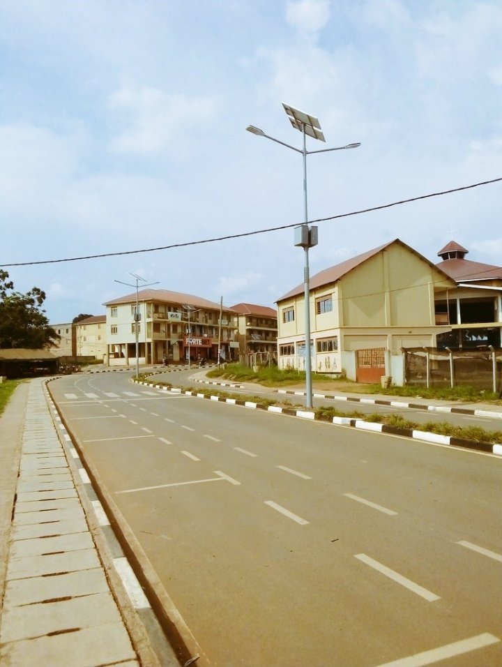 TimoGodsgiven's tweet image. Discover the legacy of Uganda’s transitional leader Joel Hunter Wacha‑Olwol with a visit to Olwol Road in the heart of Lira City named in honor of the esteemed teacher, civil servant, and 1980 interim head of state. As you walk or drive along this vibrant route,enjoy your ride