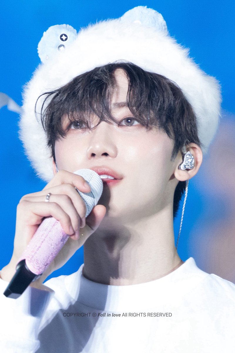 𝙁𝙖𝙡𝙡 𝙞𝙣 𝙡𝙤𝙫𝙚 tweet media