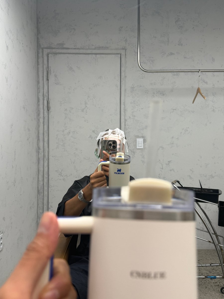 jungshincharim's tweet image. 염색하는 모습도 실시간으로 공유해준거 진짜 귀여움