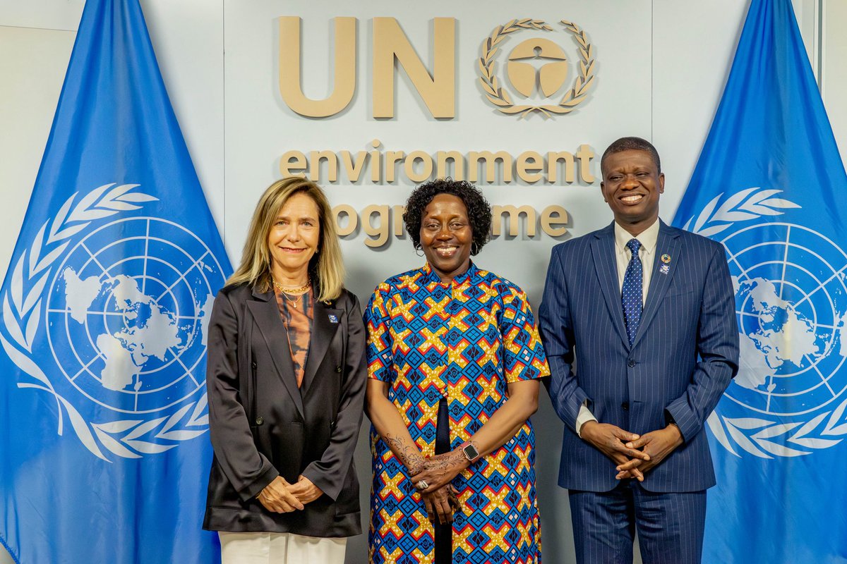 Elizabeth M. Mrema (@mremae) on Twitter photo A pleasure to meet Prof. Celeste Saulo, <a href="/WMO/">World Meteorological Organization</a> Secretary-General, during #AMCEN20.
Together with WMO , we will scale up people-centered, data-driven solutions to deliver science that informs policy and protects lives. #EW4All
#Adaptation #EarlyWarnings #AMCEN A pleasure to meet Prof. Celeste Saulo, <a href="/WMO/">World Meteorological Organization</a> Secretary-General, during #AMCEN20.
Together with WMO , we will scale up people-centered, data-driven solutions to deliver science that informs policy and protects lives. #EW4All
#Adaptation #EarlyWarnings #AMCEN