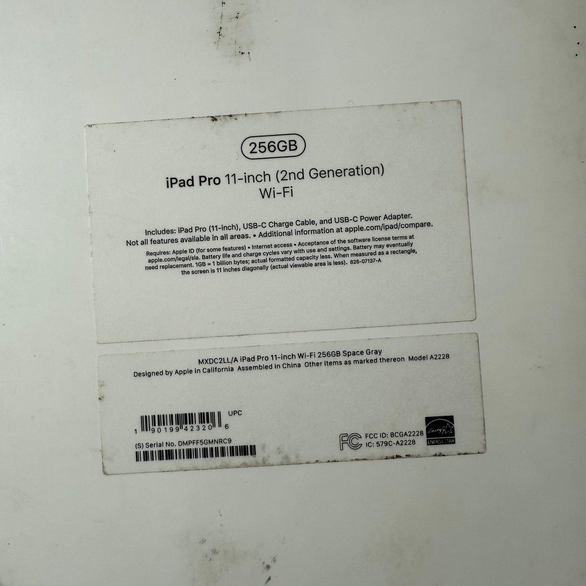 bhaguz_403's tweet image. Dijual iPad Pro nih murah aja gaes! 😎
Permisi Twiiter mau jual iPad Pro 11 inci gen 2 (2020, CPU A12Z)
Spek 256GB Wi-Fi only warna Space Gray. Fullset, ada lecet dikit tinggal dikasih case aja beres.
Harga 6,9 juta bungkuuus. Minat cuss DM ya. Bantu RT gaes thank you 🙏🏼