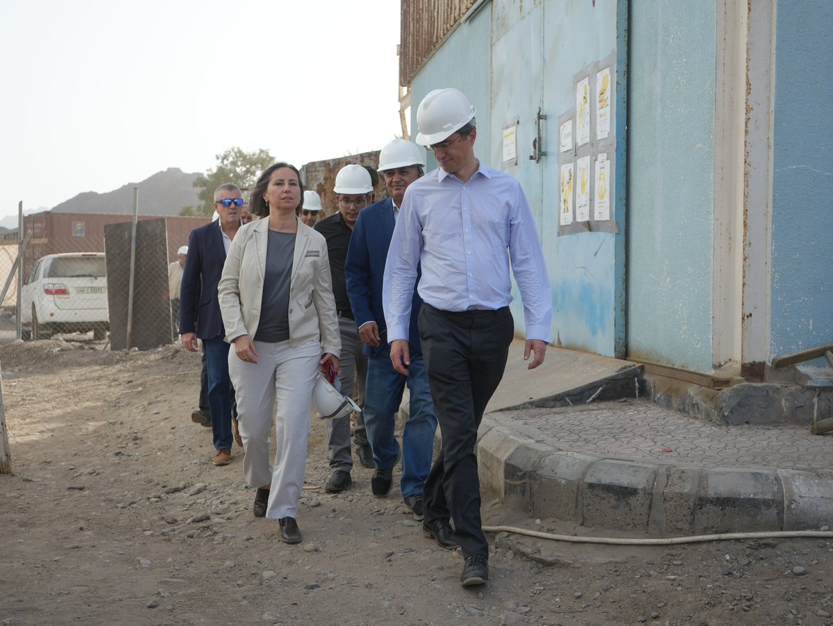 UNOPSMiddleEast's tweet image. A high-level delegation from @WBG_IDA visited the Isthmus #water pumping station in #Aden.
The rehabilitation is part of the World Bank-funded Yemen Integrated Urban Services Emergency Project (YIUSEP II) implemented by @UNOPS, aiming to restore water supply in #Aden, Yemen🇾🇪