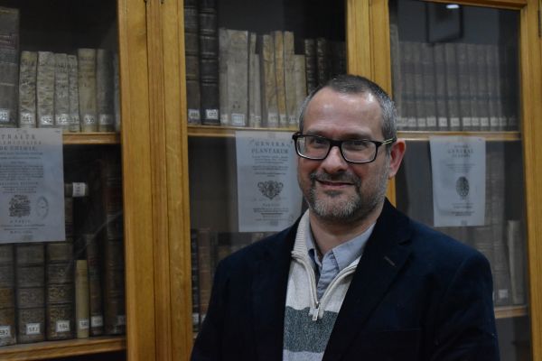 RACiencias's tweet image. 🔊Tomàs Marquès Bonet, Medalla Ramón y Cajal 2025 de la #raciencias, por su trayectoria científica
🦍Sus investigaciones sobre primates han contribuido a la comprensión de nuestros orígenes evolutivos y del origen de nuestras patologías @tmarquesbonet
rac.es/noticias/421/