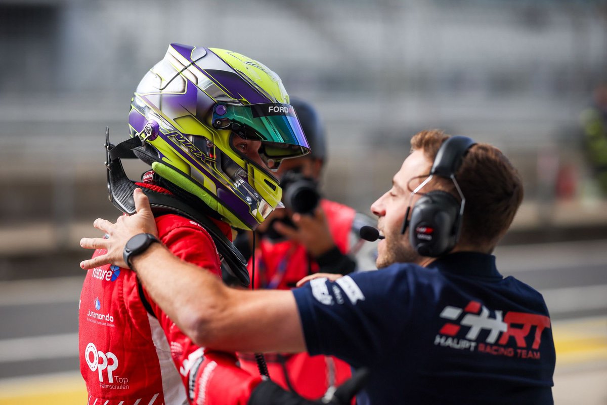 Fantastic weekend at the Nürburgring! 💪🏻

1st pole position on Saturday with the new Ford Mustang GT3 and two strong podium finishes alongside David Schumacher:

Saturday: P3 in the Silver class 🥉 (P4 overall)
Sunday: P2 overall! 🥈

P3 in the OVERALL STANDING 💪🏻🏆