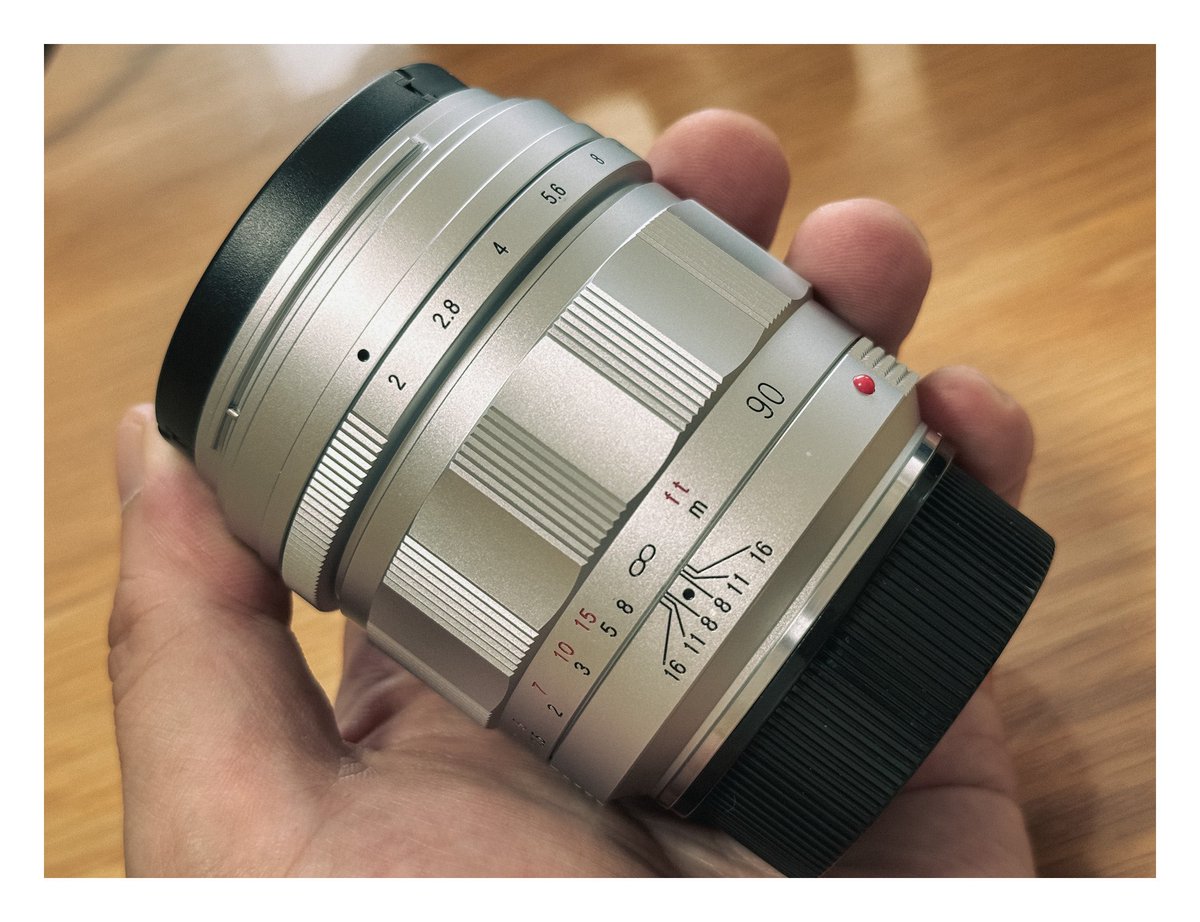 LumRose_'s tweet image. MNG!!
フォクトレンダー APO-ULTRON 90mm F2.0
望遠はめっちゃ苦手だけど自身へのチャレンジ💪
ひとまずビルドクオリティはとても満足👌´-
90mmでこの小ささには驚きを隠せない...