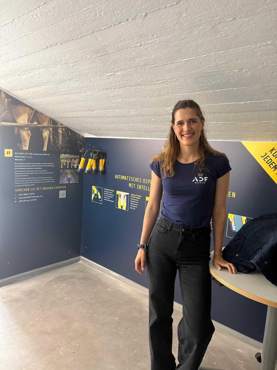 JETZT in Krefeld: #RUW Auktion! Sichere dir Top-Kühe &amp; erlebe das ADF-System live! Automatisches Dippen &amp; Desinfizieren schützt Euter. Gisela demonstriert's am Melkstand! #AuktionLive #ADFSystem #Eutergesundheit #Effizienz